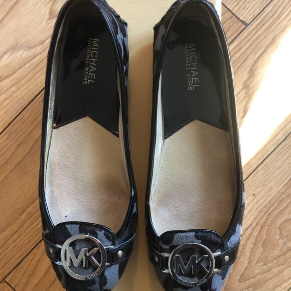 MICHAEL KORS FULTON MOC - size8 - Picture 3 of 11